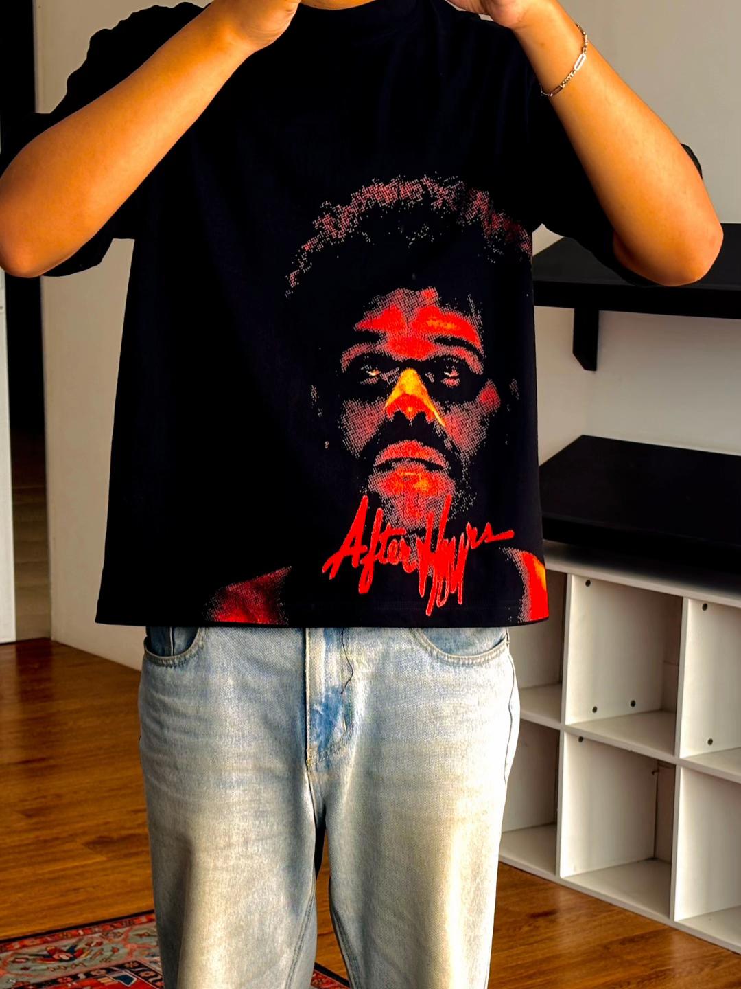 "Weeknd face" t-shirt
