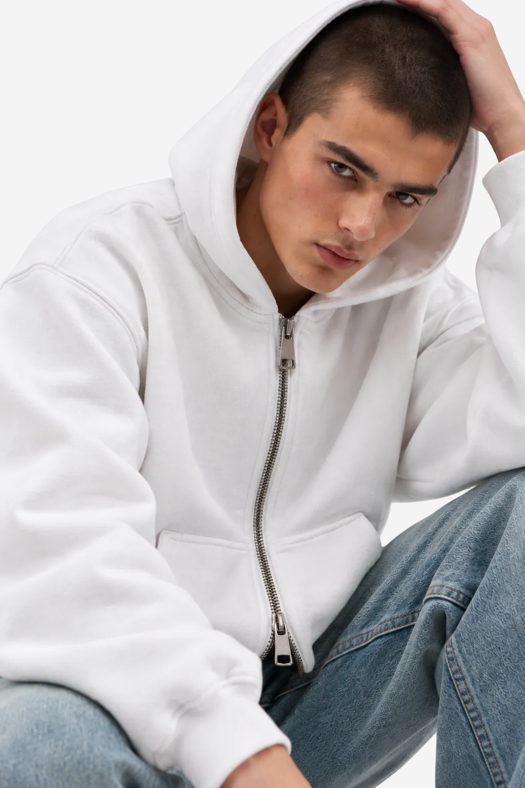 "Basic white" zip-up