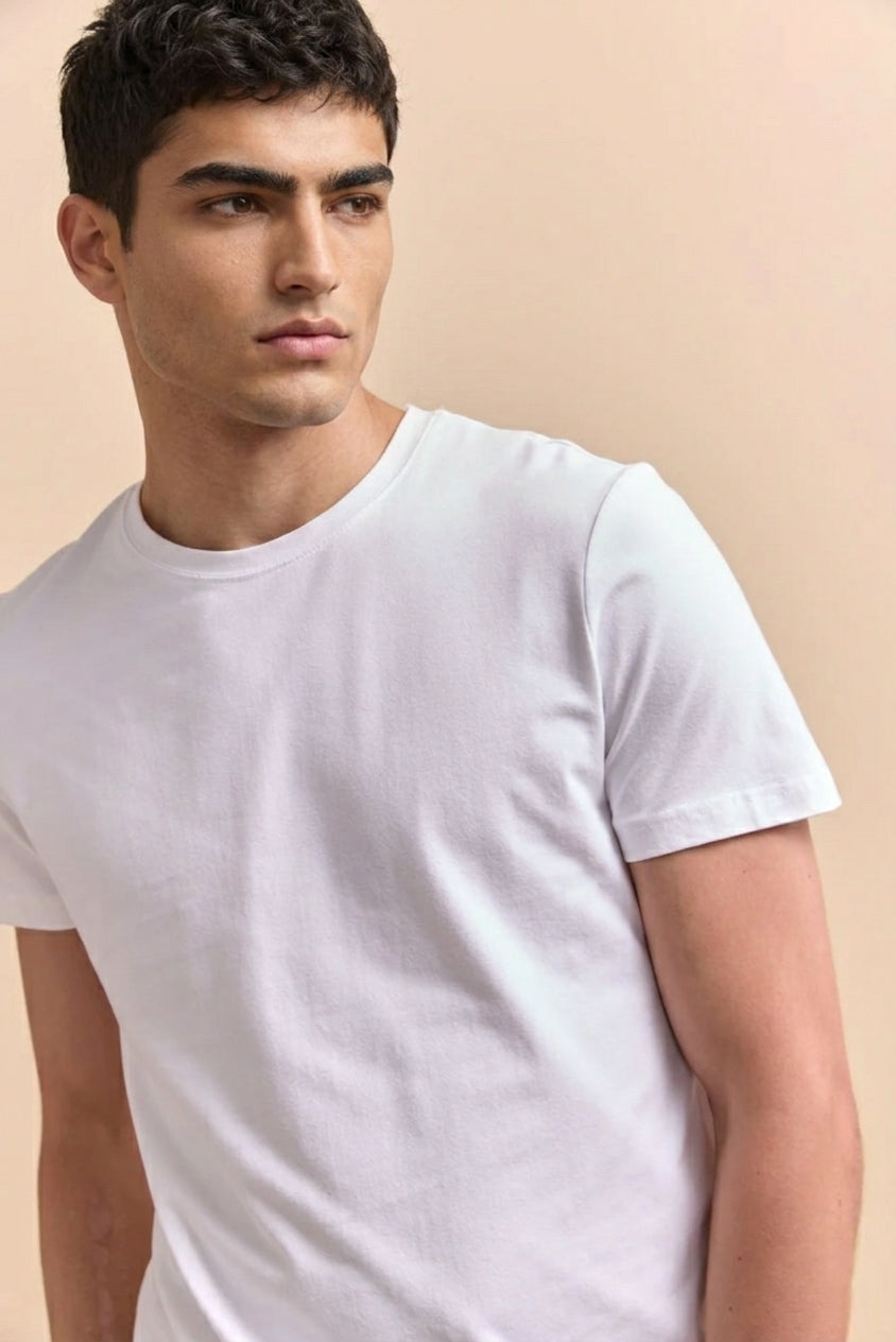 "Standard Fit Basic White" t-shirt
