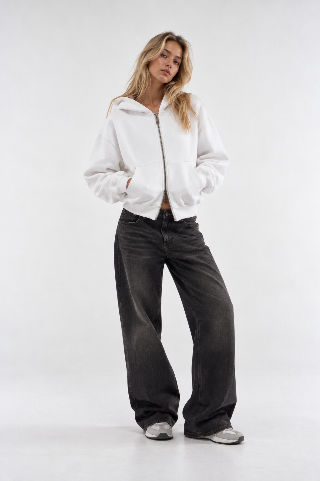 "Basic white" zip-up