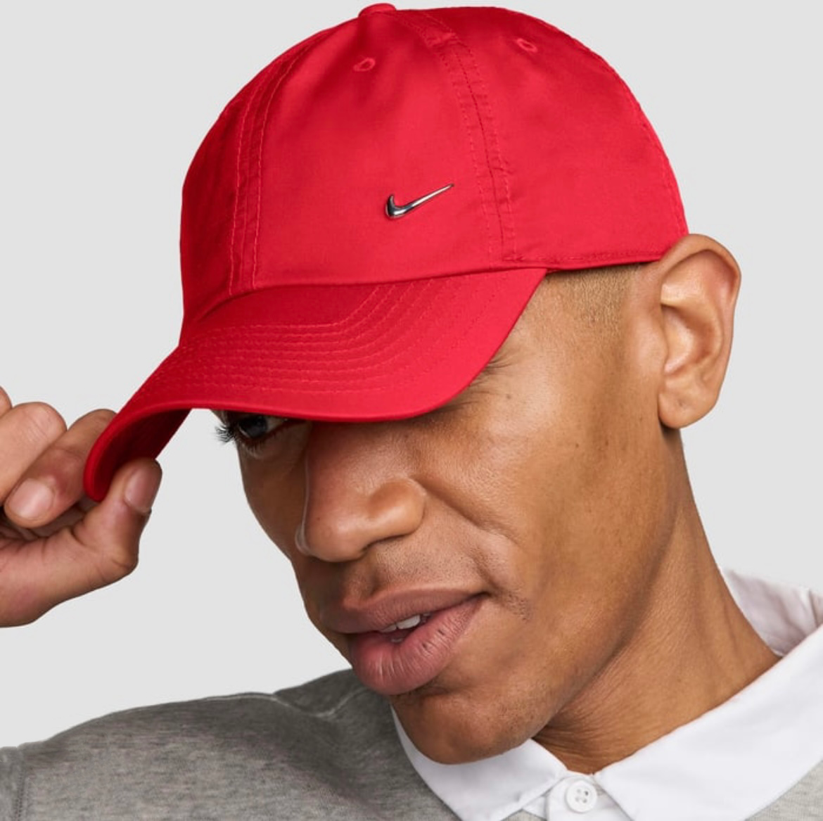 "Metal Swoosh Red" cap