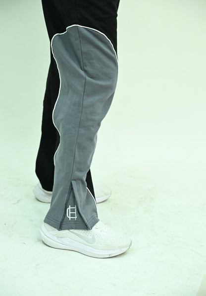 "Premium Baggy Uncuffed Sweatpants" black
