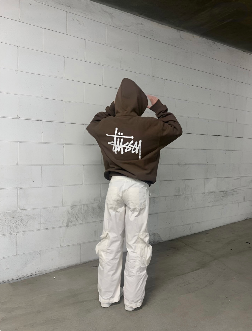 Gray hotsell stussy hoodie